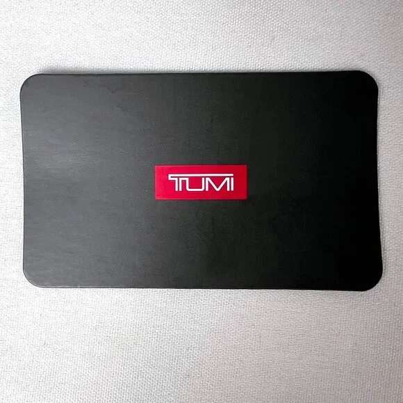 TUMI Cherry Accent Kit New with Tag - Picture 6 of 7